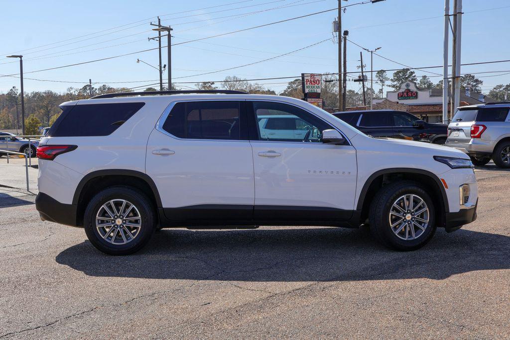 used 2022 Chevrolet Traverse car, priced at $22,648