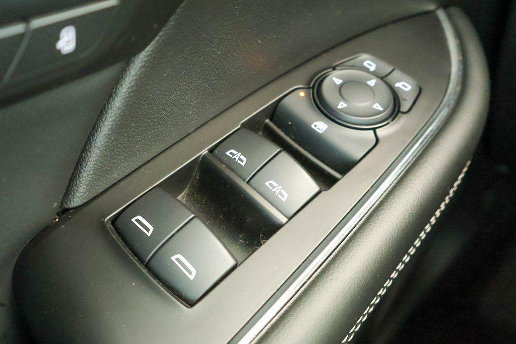 used 2023 Buick Envision car, priced at $22,680