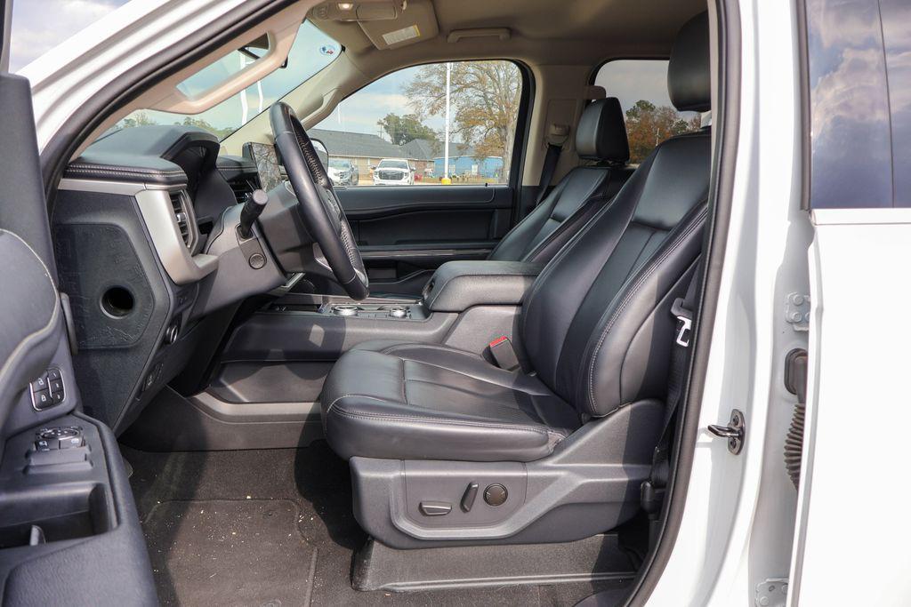 used 2024 Ford Expedition car, priced at $44,778