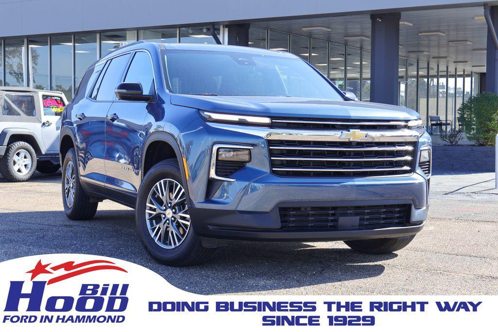 used 2025 Chevrolet Traverse car, priced at $36,175