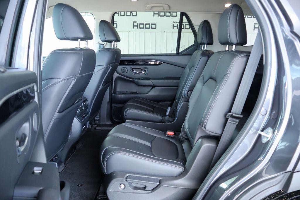 used 2023 Honda Pilot car, priced at $32,768