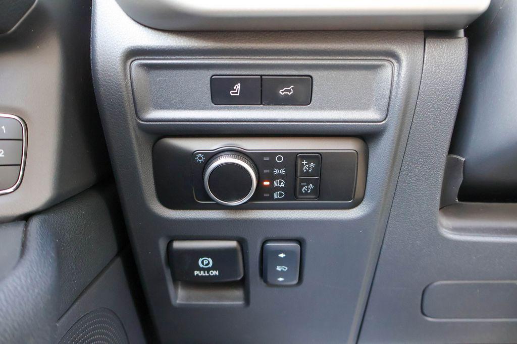 used 2024 Ford Expedition Max car, priced at $40,995