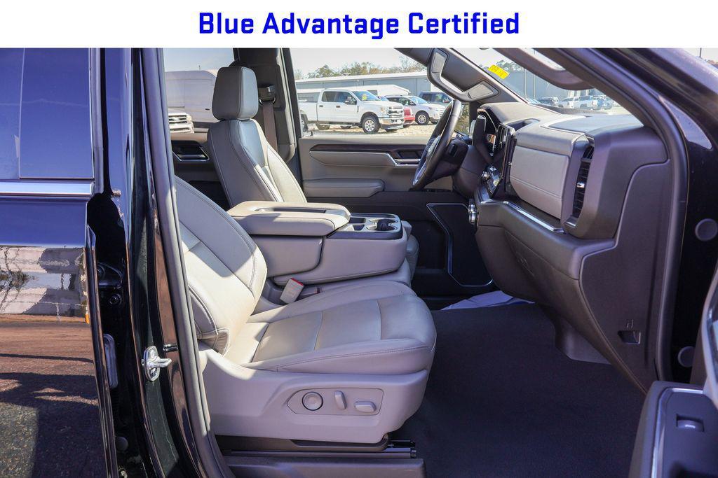 used 2025 GMC Sierra 1500 car, priced at $47,565