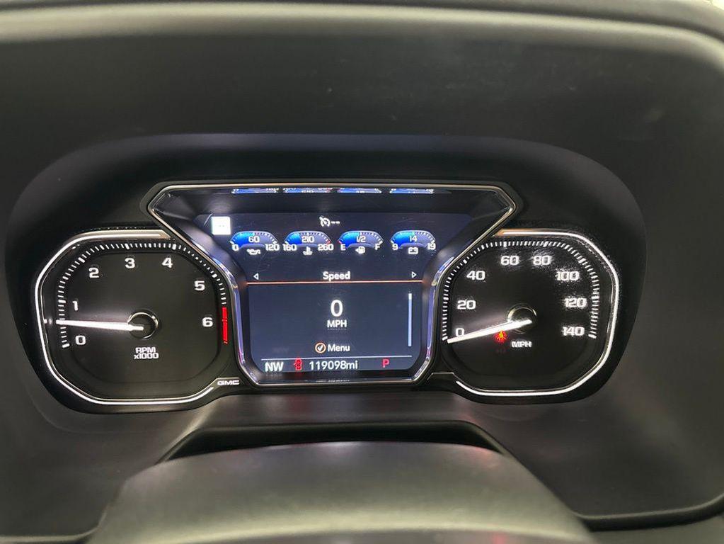 used 2021 GMC Yukon car, priced at $35,995