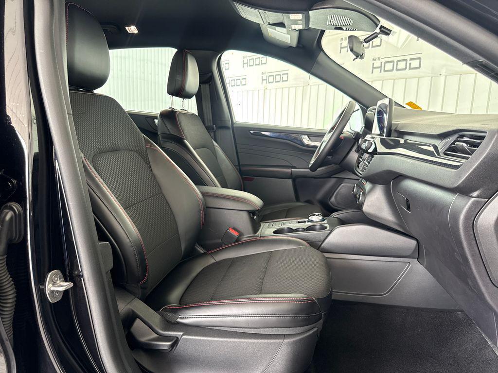 used 2025 Ford Escape car, priced at $24,995