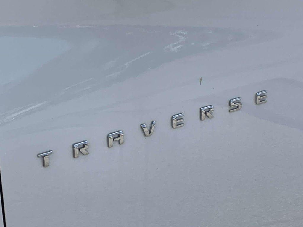 used 2018 Chevrolet Traverse car, priced at $17,451