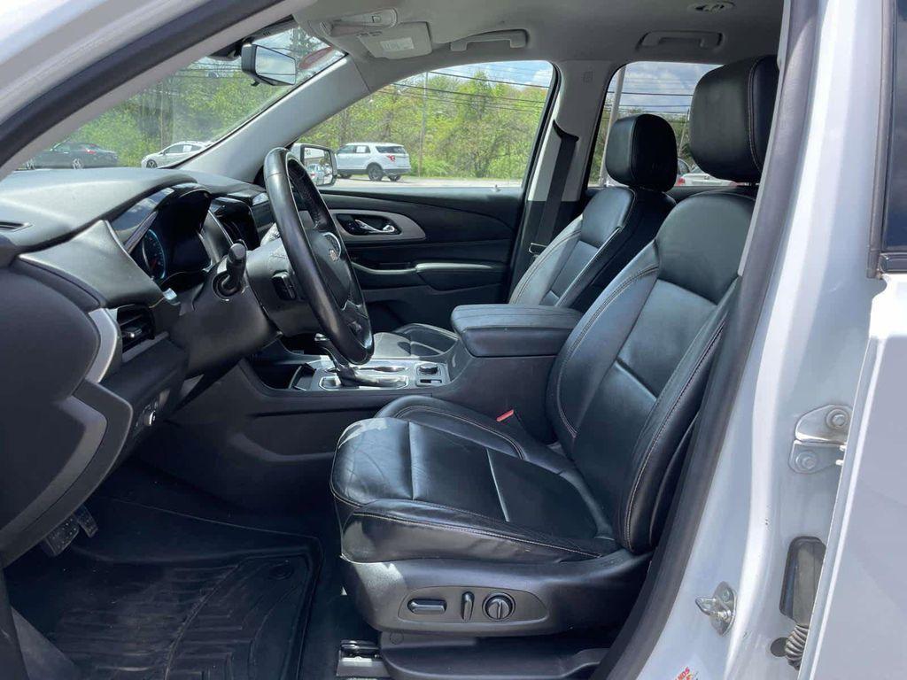 used 2018 Chevrolet Traverse car, priced at $17,451