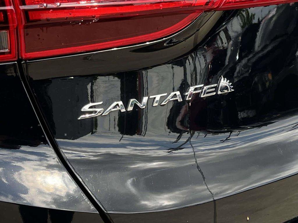 used 2022 Hyundai Santa Fe car, priced at $20,590