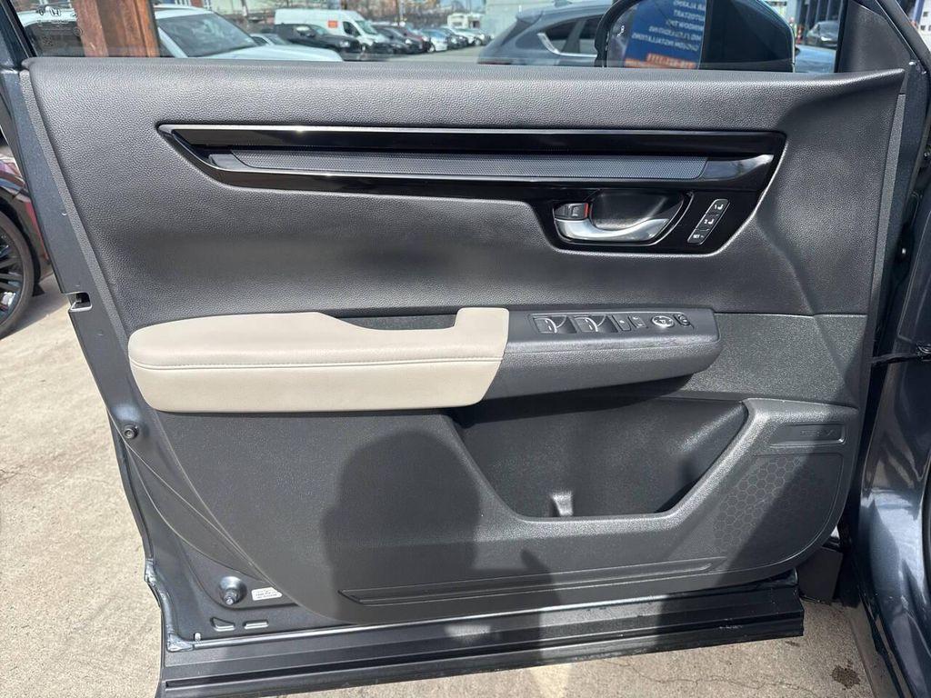 used 2023 Honda CR-V car, priced at $30,995
