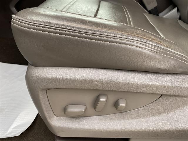 used 2018 GMC Yukon car, priced at $25,995