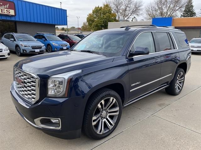 used 2018 GMC Yukon car, priced at $25,995