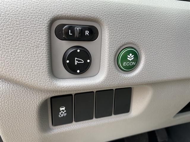 used 2016 Honda Pilot car, priced at $11,995