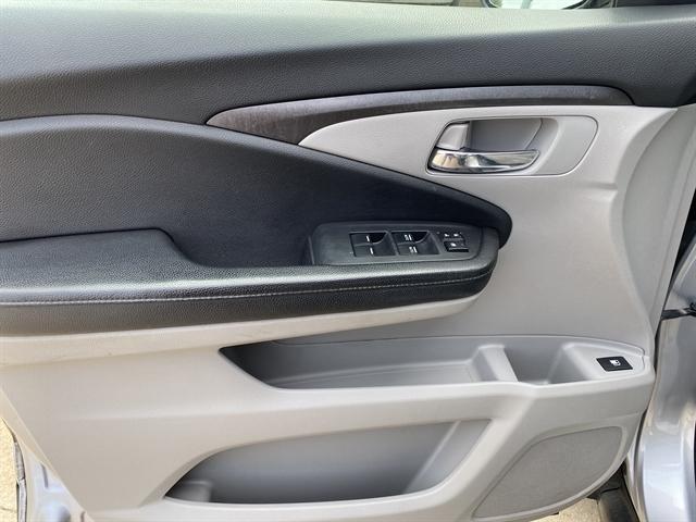 used 2016 Honda Pilot car, priced at $11,995