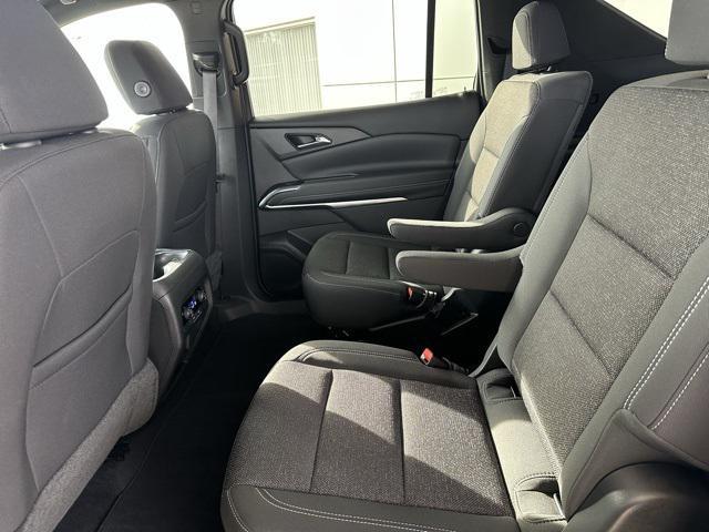 used 2024 Chevrolet Traverse car, priced at $36,500