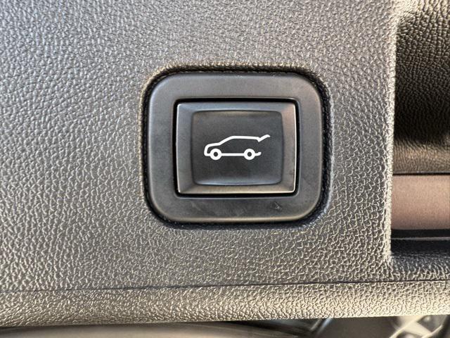 used 2022 Chevrolet Equinox car, priced at $21,500