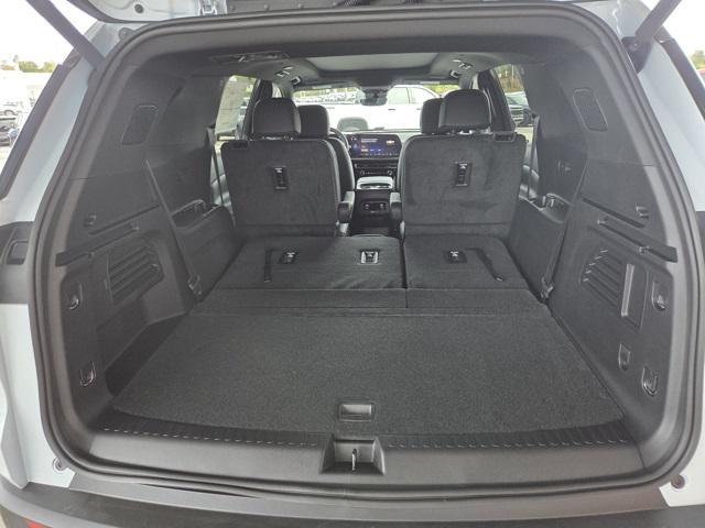 new 2026 Chevrolet Traverse car, priced at $48,618