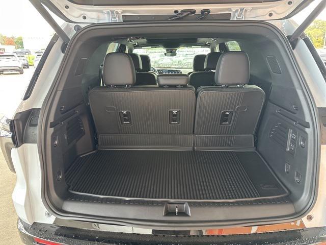 new 2026 Chevrolet Traverse car, priced at $59,326