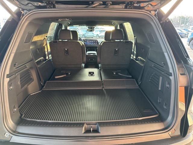 new 2026 Chevrolet Traverse car, priced at $47,517