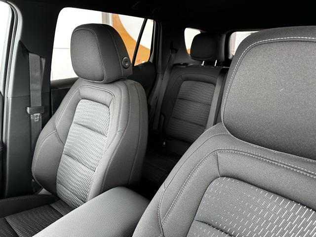 new 2026 Chevrolet Equinox car, priced at $31,860