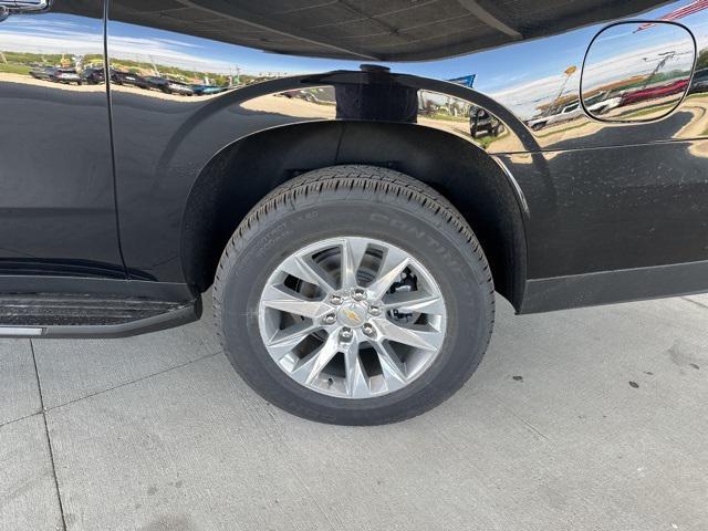new 2025 Chevrolet Suburban car, priced at $77,797