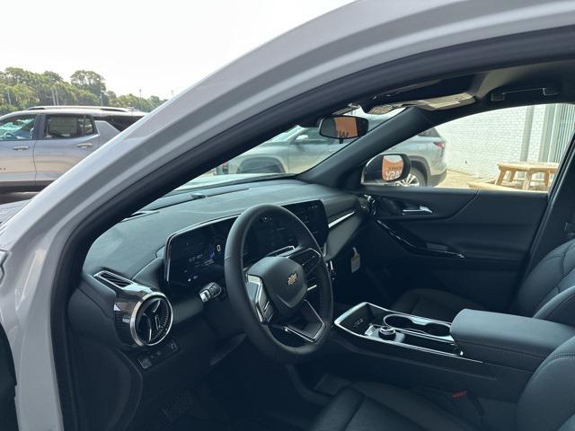 new 2026 Chevrolet Equinox car, priced at $30,845