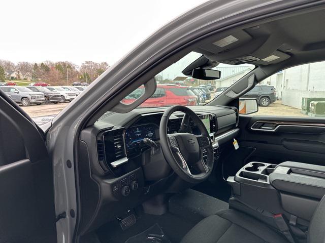 new 2025 Chevrolet Silverado 1500 car, priced at $52,573