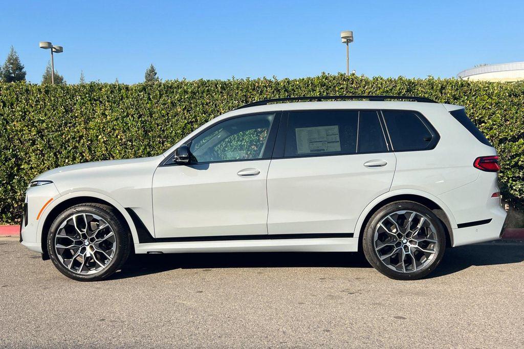 new 2026 BMW X7 car, priced at $122,645