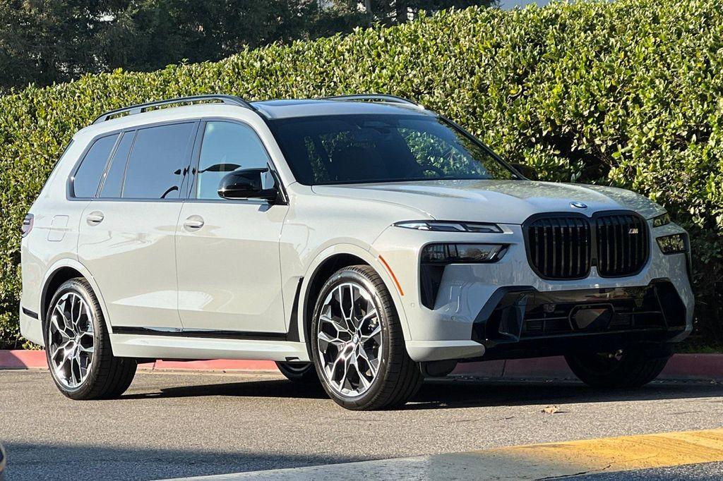 new 2026 BMW X7 car, priced at $122,645