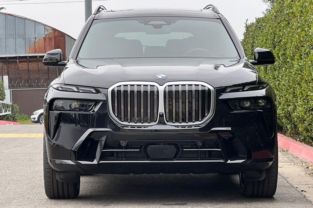 new 2026 BMW X7 car, priced at $96,870
