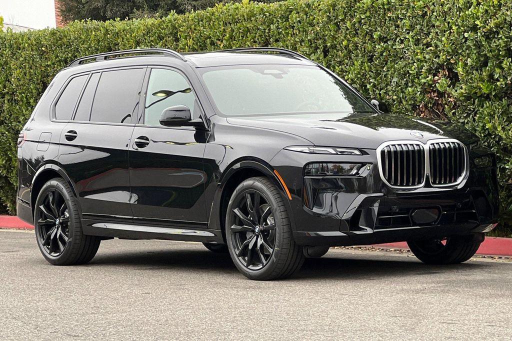 new 2026 BMW X7 car, priced at $96,870