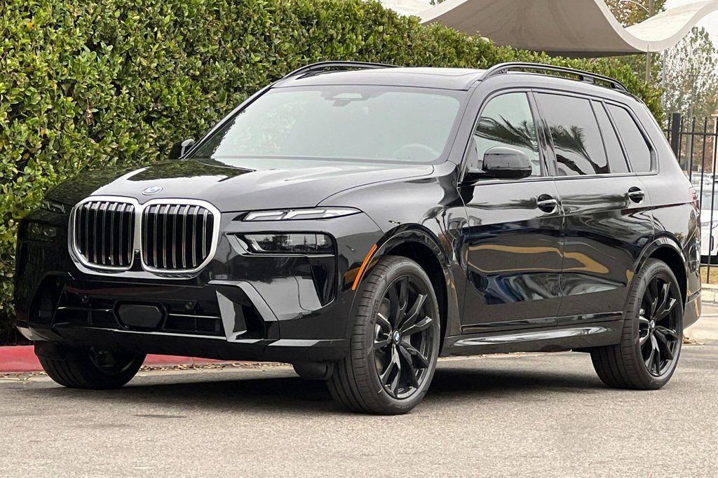 new 2026 BMW X7 car, priced at $96,870