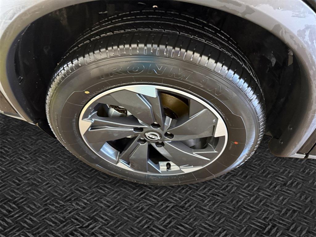 used 2024 Nissan Rogue car, priced at $19,908