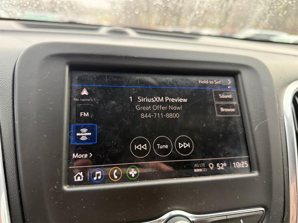 used 2022 Chevrolet Equinox car, priced at $18,324