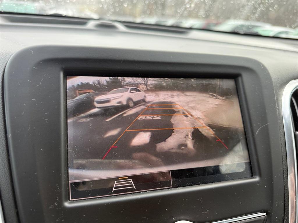 used 2022 Chevrolet Equinox car, priced at $18,324