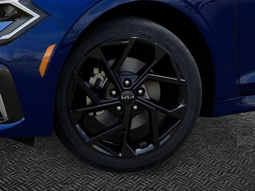 new 2026 Kia K5 car, priced at $30,992