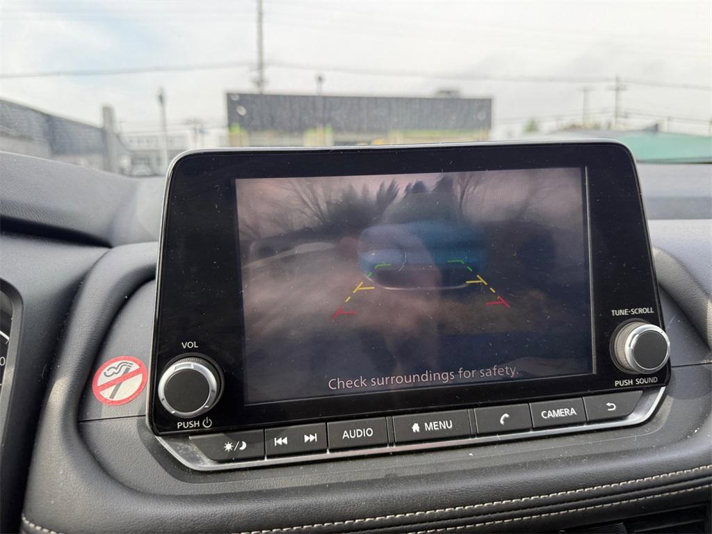 used 2024 Nissan Rogue car, priced at $19,192