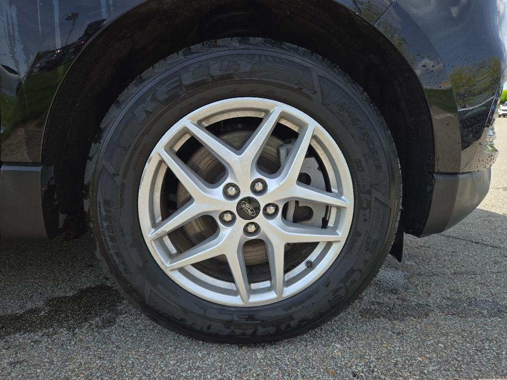 used 2024 Ford Edge car, priced at $20,979