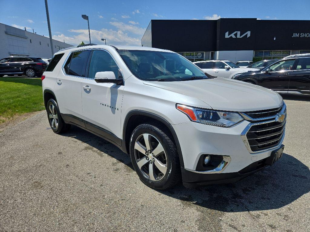 used 2018 Chevrolet Traverse car, priced at $17,531