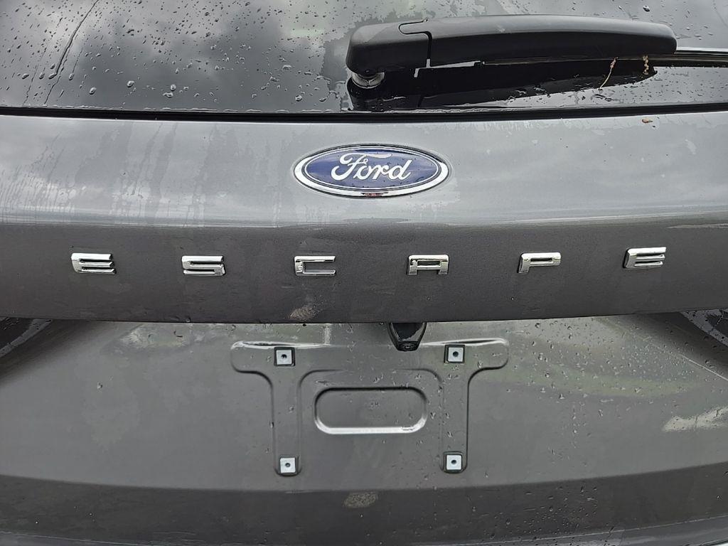 used 2024 Ford Escape car, priced at $20,036
