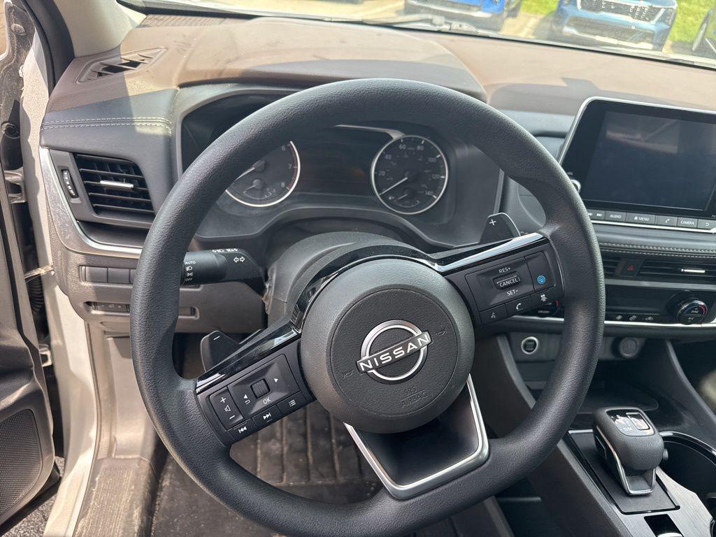 used 2023 Nissan Rogue car, priced at $19,672