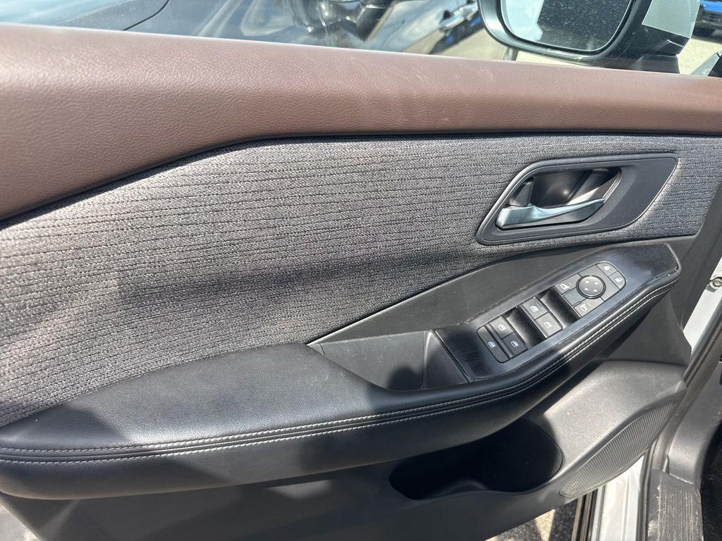 used 2023 Nissan Rogue car, priced at $19,672