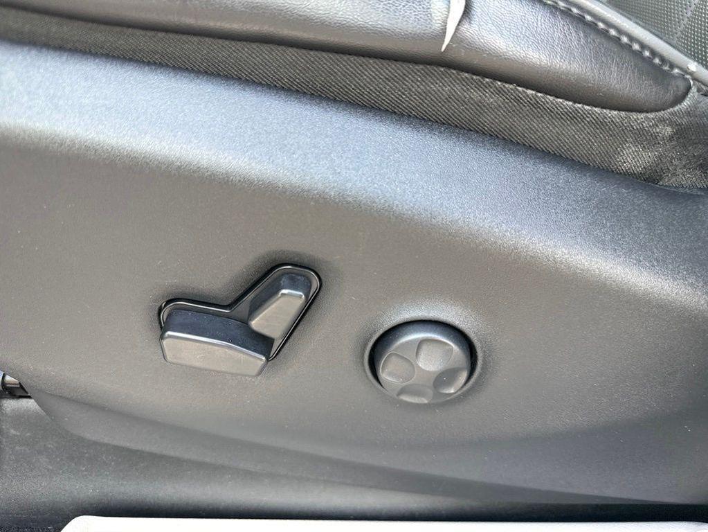 used 2018 Chrysler Pacifica car, priced at $18,093