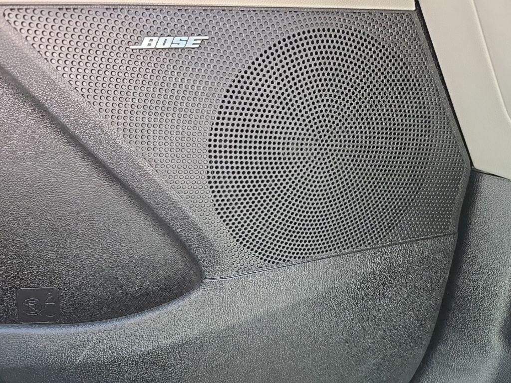 used 2023 Kia Sorento Hybrid car, priced at $31,106