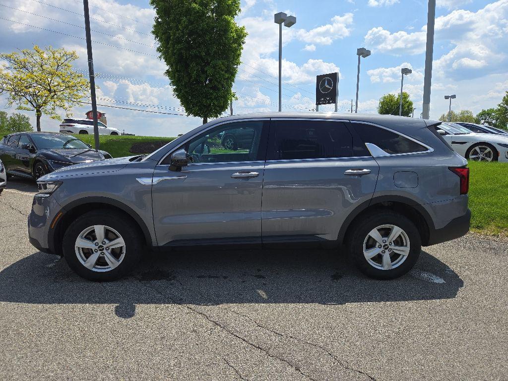 used 2022 Kia Sorento car, priced at $21,392