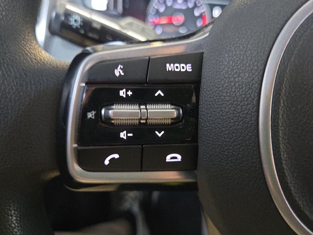 used 2022 Kia Sorento car, priced at $21,392