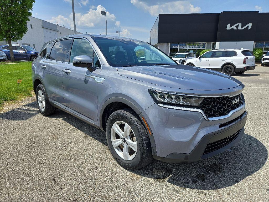 used 2022 Kia Sorento car, priced at $21,392