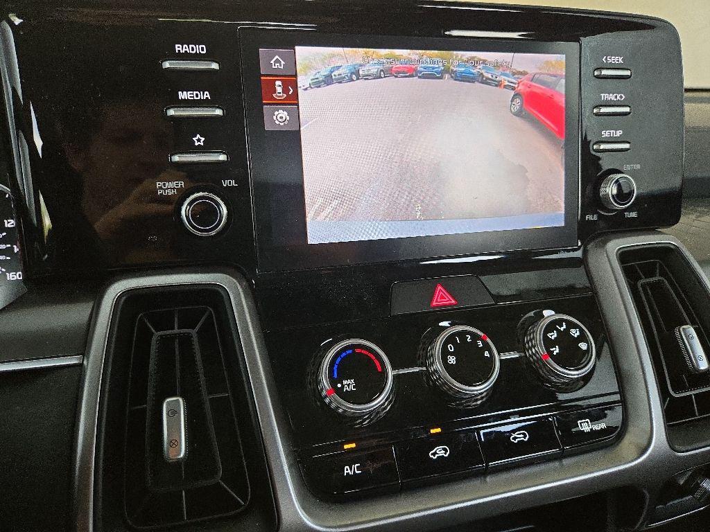 used 2022 Kia Sorento car, priced at $21,392