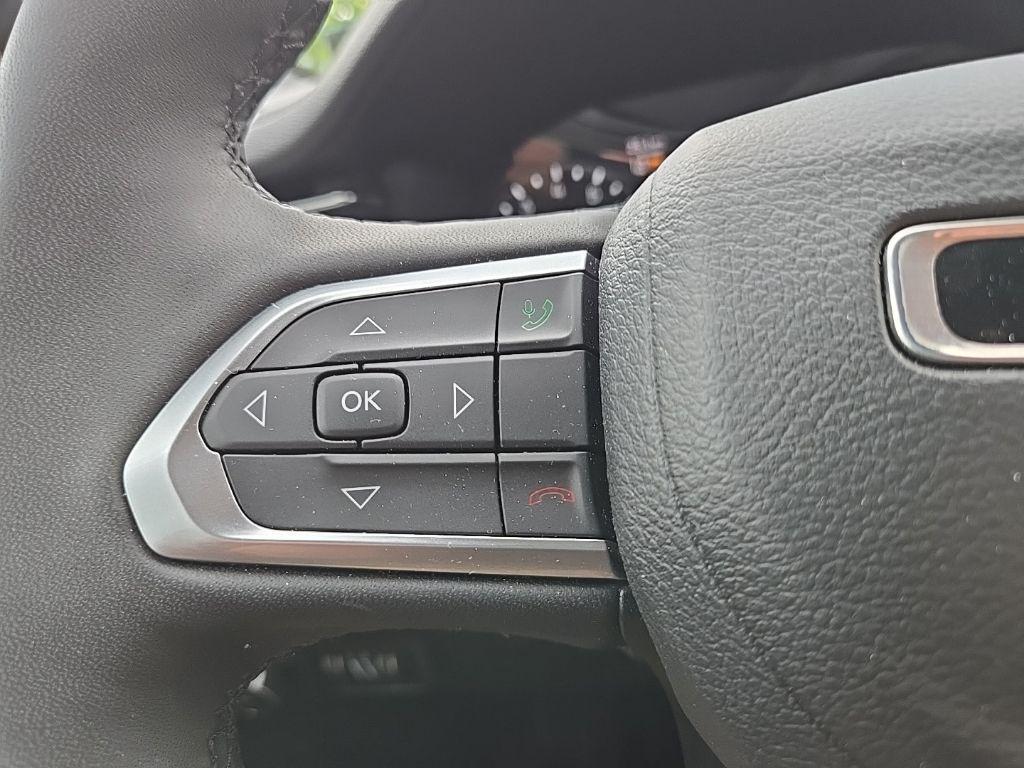 used 2023 Jeep Compass car, priced at $24,388