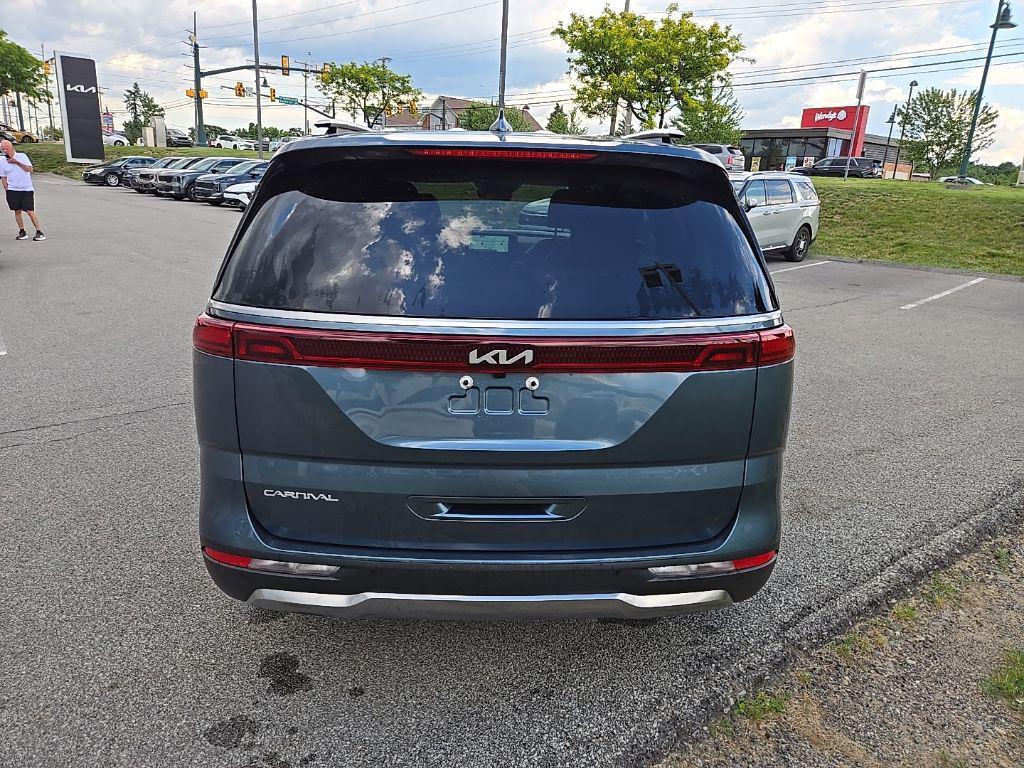 used 2024 Kia Carnival car, priced at $37,315