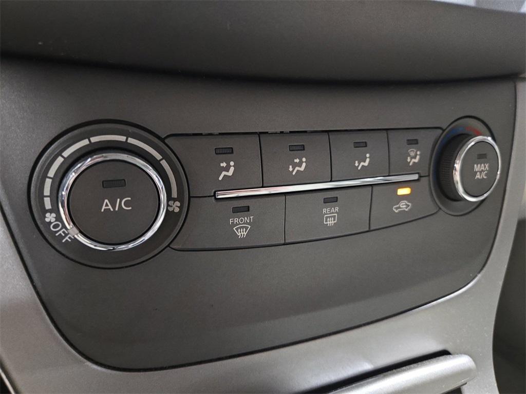 used 2014 Nissan Sentra car, priced at $8,767